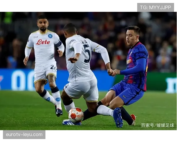 那不勒斯防守稳固彰显韧性，状态回升引关注