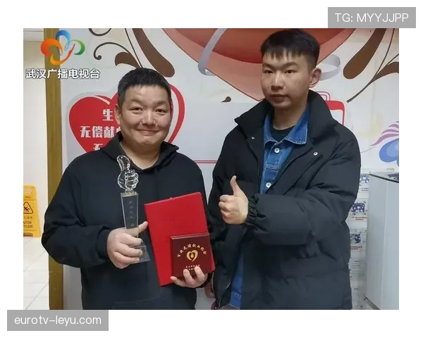 Griezmann Jr.开启职业新征程，沿父亲足迹展现巨大潜力